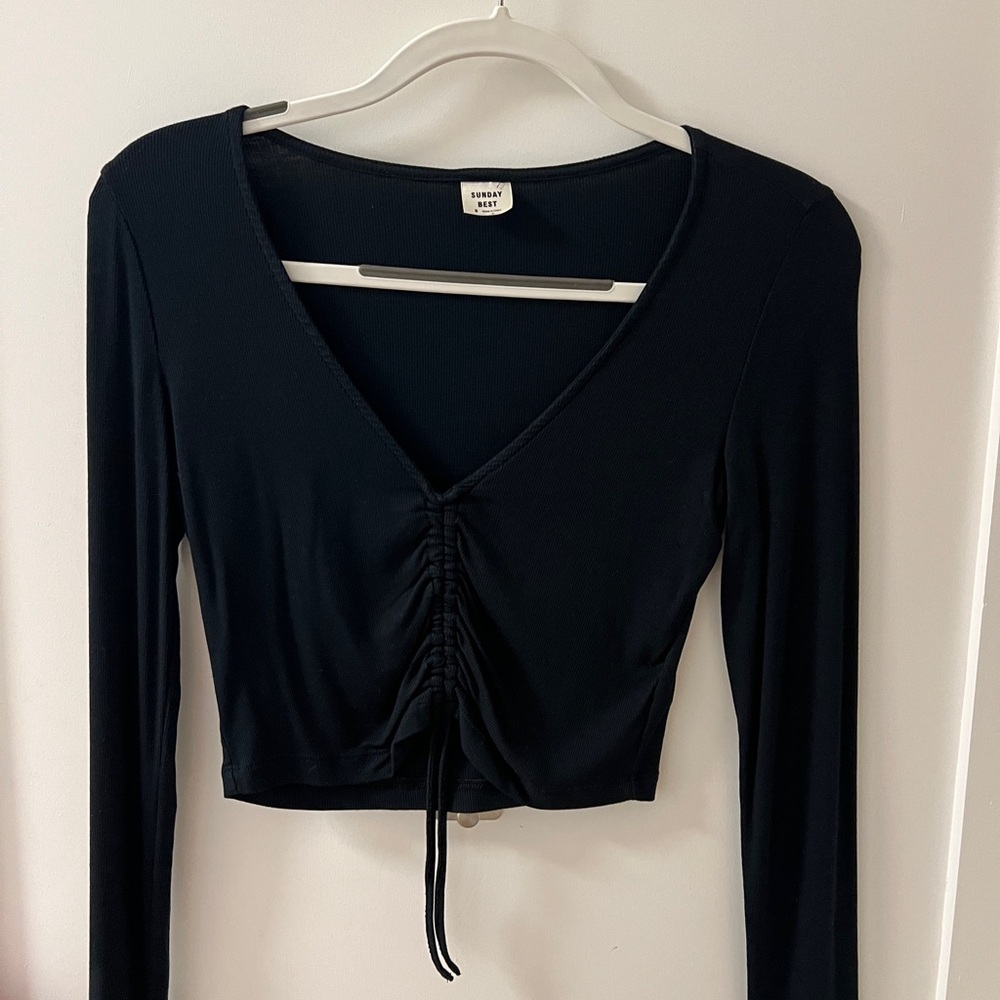 Sunday Best Vida Long Sleeve Ribbed Crop Top